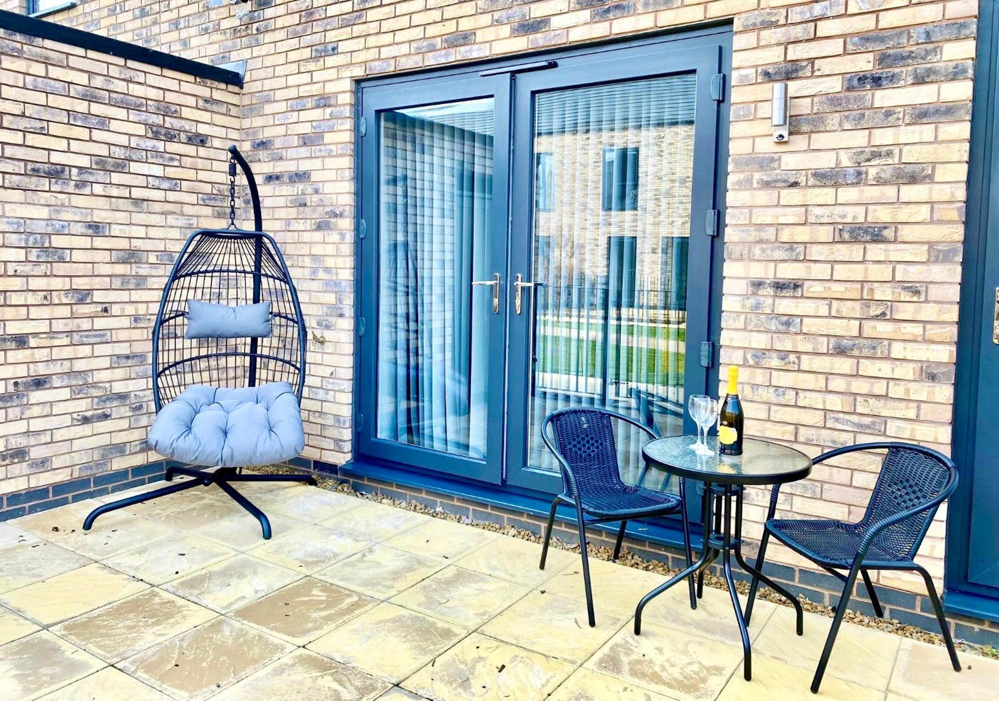 The Parkes A Stylish 3Br House, 5 Mins From Central Birmingham Close To The Edgbaston Stadium, The Hippodrome, Uob, Aston And Bcu, China Town, Kings Heath Bhx Airport And Much More Ngoại thất bức ảnh